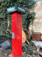 Totem Métabo, Bricolage & Construction, Enlèvement