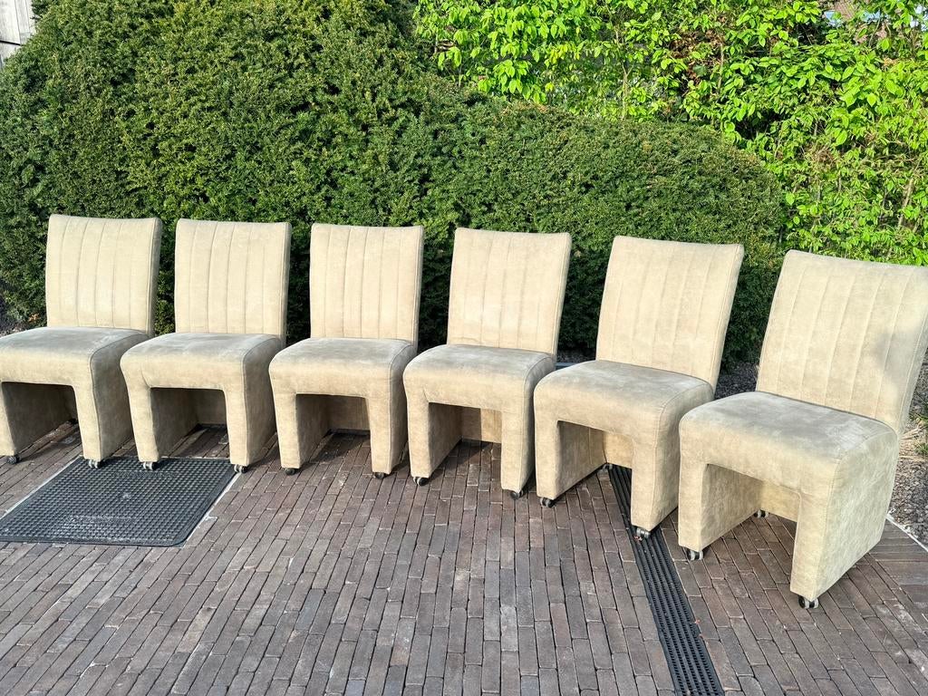 Eetkamerstoelen op wieltjes., Huis en Inrichting, Stoelen, Ophalen, Zo goed als nieuw