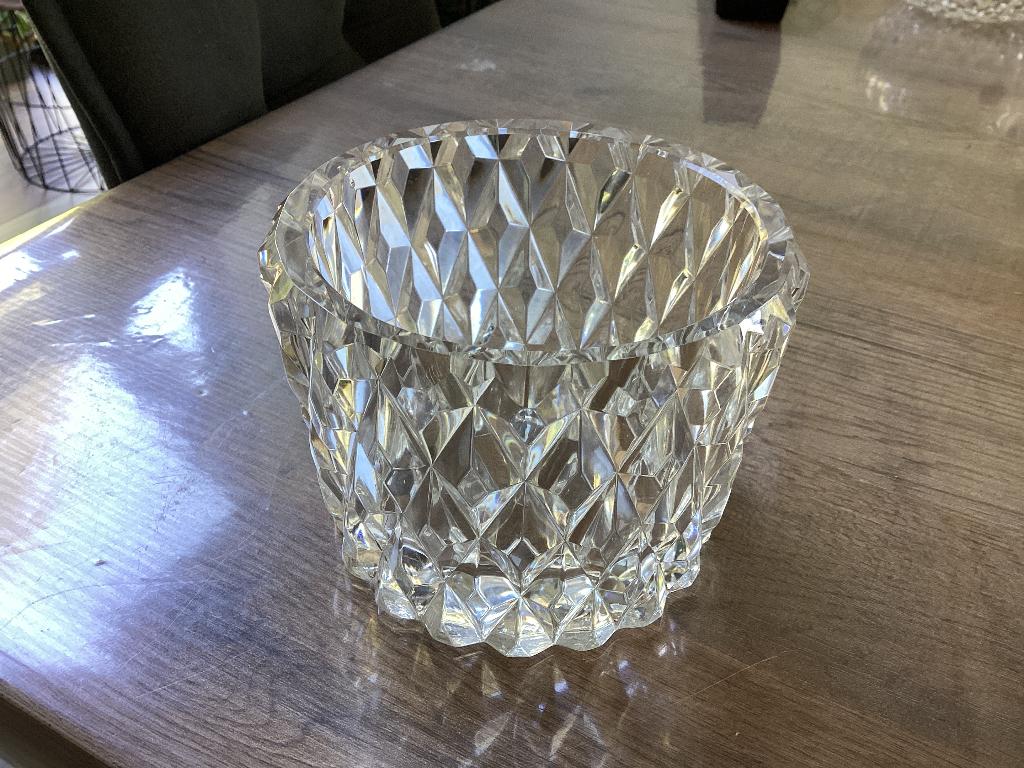 Photophore/vase en cristal taillé Pointes de diamant 1 kg, Ophalen