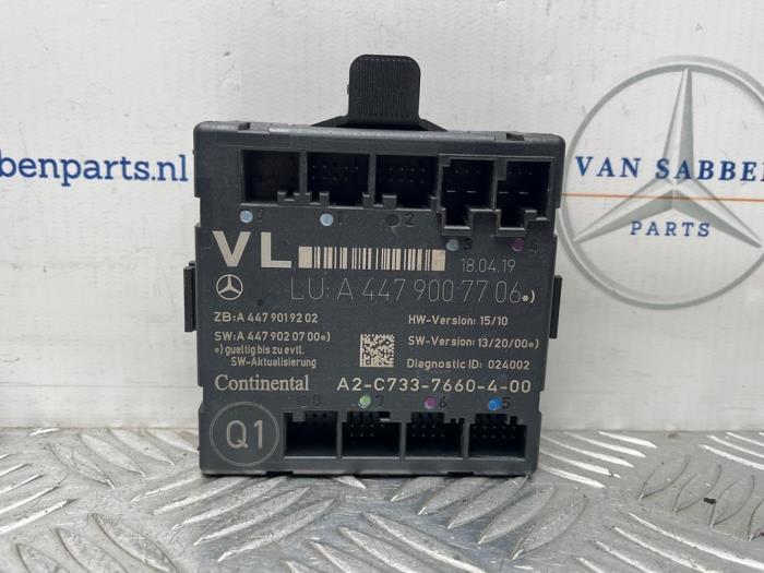Module verrouillage central des portes d'un Mercedes Vito, Autos : Pièces & Accessoires, -, 3 mois de garantie, Utilisé, -