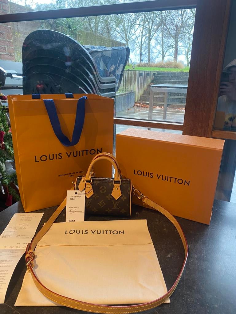 Sac a main louis Vuitton speedy nano, Enlèvement ou Envoi, Comme neuf, Sac à main