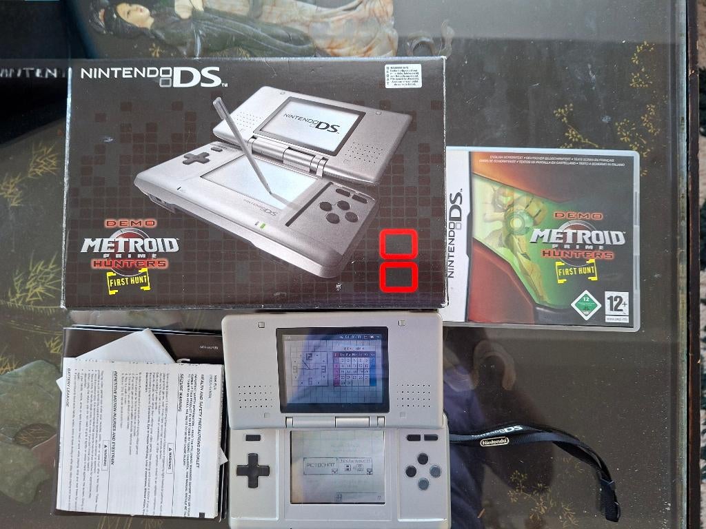 Console Nintendo Ds Grise + Jeu Metroid ++++++, Enlèvement ou Envoi, Utilisé, Argent, DS Original ou Phat