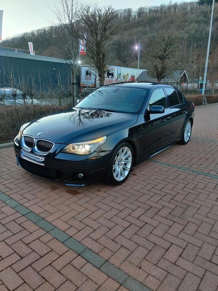 BMW E60 523i 190cv Full Pack M, Auto's, BMW, Particulier, 5 Reeks, Benzine, Euro 4, Berline, 5 deurs, Handgeschakeld, Zwart, Leder