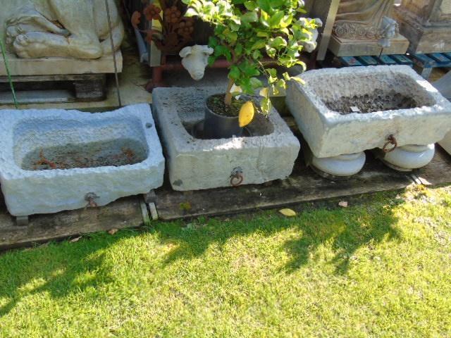 bac ou auge en pierre bleu , jardinière , grand choix !!, Jardin & Terrasse, Bacs à fleurs & Jardinières, Utilisé, Pierre, Intérieur