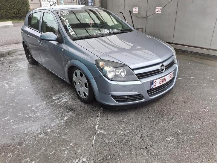 Opel, Autos, Opel, Particulier, Astra, Diesel, Euro 4, Coupé, 4 portes, Boîte manuelle, Bleu, Gris, Tissu, Traction avant, Enlèvement