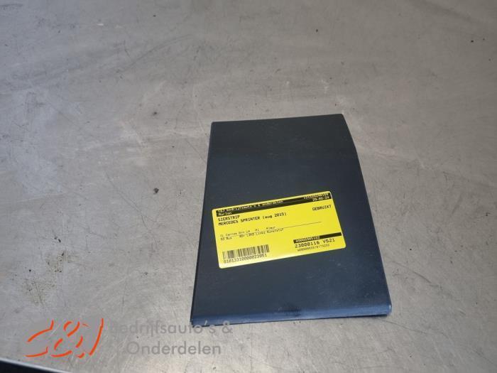 Sierstrip van een Mercedes Sprinter, Auto-onderdelen, Carrosserie, Mercedes-Benz, Gebruikt, 3 maanden garantie, Ophalen of Verzenden