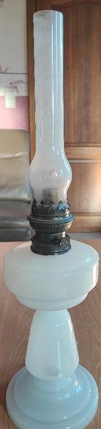 Ancienne lampe à pétrole 30 euros, Antiquités & Art, Enlèvement ou Envoi