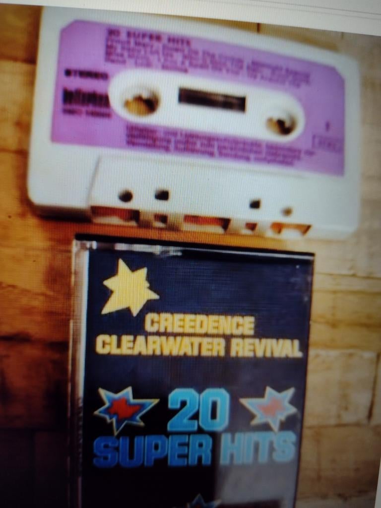 MUZIEK CASSETTE: CREEDENCE CLEARWATER REVIVAL: 20  superhits, Cd's en Dvd's, Cassettebandjes, Gebruikt, Origineel, Pop, 1 bandje