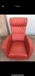 Relaxstoel kleur oranje/rood, Ophalen, Zo goed als nieuw