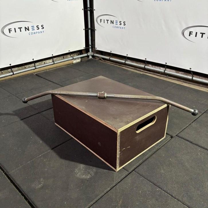 Lat Pull Stang, Sports & Fitness, Équipement de fitness, Utilisé, Barre d'haltères, Bras, Jambes, Pectoraux, Abdominaux, Dos, Enlèvement ou Envoi