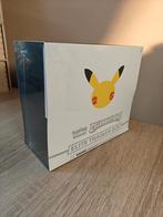 Pokémon Celebrations ETB (sealed), Hobby & Loisirs créatifs, Jeux de cartes à collectionner | Pokémon, Enlèvement, Neuf, Booster box