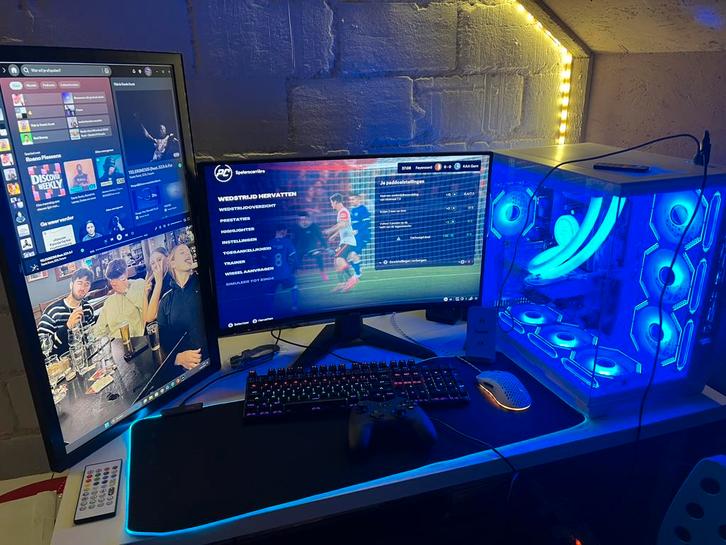 PC Gaming + 2 monitors, Informatique & Logiciels, Ordinateurs de bureau, Comme neuf, 4 Ghz ou plus, SSD, 32 GB, Avec carte vidéo