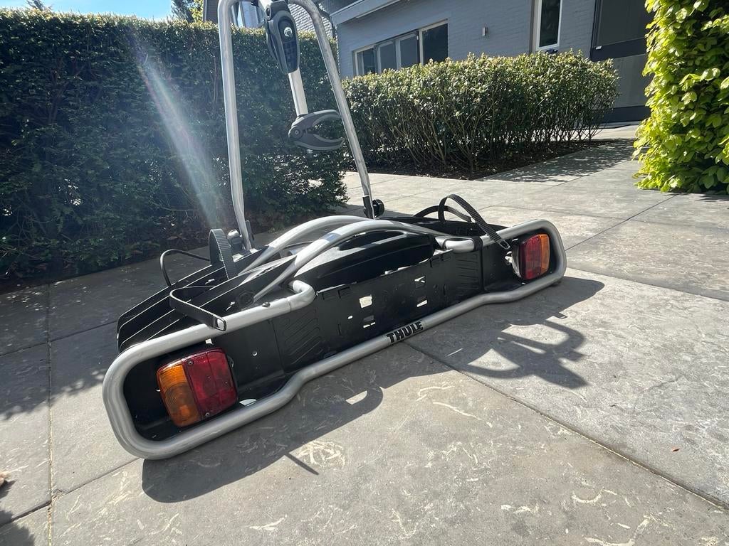 Fietsendrager > Thule 2 Fietsen, Auto diversen, Fietsendragers, Ophalen, 2 fietsen, Zo goed als nieuw, Trekhaakdrager