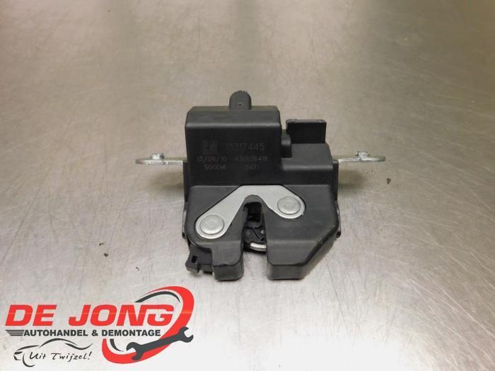 Mécanique de verrouillage hayon d'un Opel Meriva, Autos : Pièces & Accessoires, Carrosserie & Tôlerie, Opel, Utilisé, 3 mois de garantie