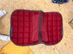 Gloednieuw zadeldoek, Animaux & Accessoires, Chevaux & Poneys | Couvertures & Couvre-reins, Enlèvement, Neuf, Rouge, Sous-couverture/doublure