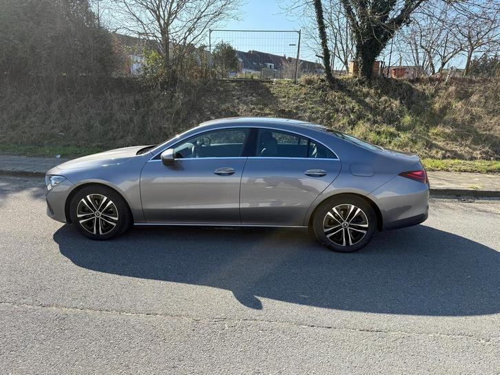 Te koop: Mercedes CLA 180 Benzine + Elektrisch–Bouwjaar 2025, Auto's, Mercedes-Benz, Particulier, CLA, Benzine, Coupé, Ophalen