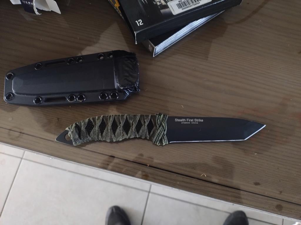 Survive Knife Zoals Nieuw . 24 Cm-Goed Onderhouden, Caravans en Kamperen, Kampeergereedschap, Ophalen