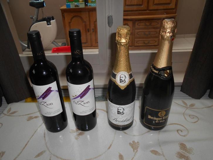 7 flessen wijn, Collections, Vins, Neuf, Autres types, Autres régions, Enlèvement
