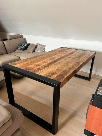 Massieve Mango/metalen tafel 180x90x77 disponible aux enchères