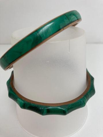 Armband beschikbaar voor biedingen