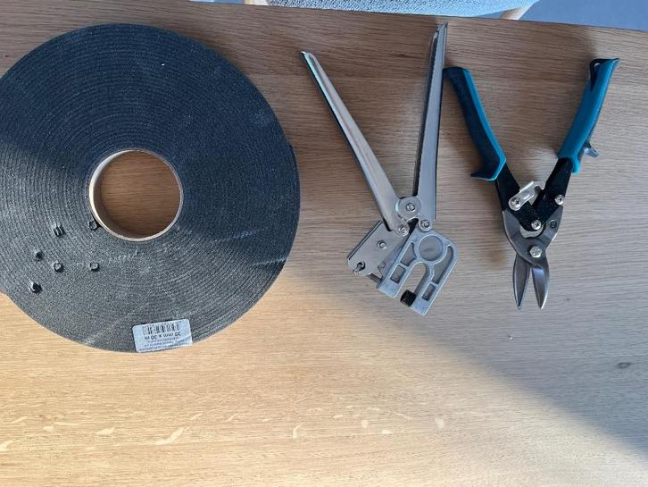 Gyproc/metalstud gereedschap en rockwool, Doe-het-zelf en Bouw, Gereedschap | Handgereedschap, Zo goed als nieuw, Ophalen