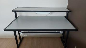 Studenten Bureau in metaal ., Enlèvement, Comme neuf, Bureau