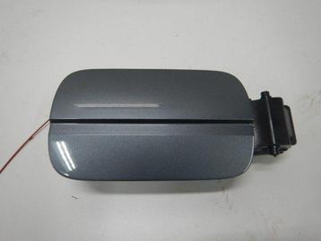 Audi A4 8W tankklep LX7R Monsoon grey 8W0809906 beschikbaar voor biedingen