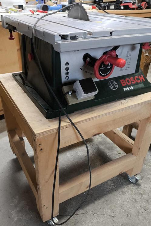 Bosch Tafel cirkelzaag machine PTS10 met tafel verrijdbaar, Doe-het-zelf en Bouw, Gereedschap | Zaagmachines, Gebruikt, Cirkelzaag