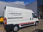 peugeot Boxer, Auto's, Bestelwagens en Lichte vracht, Voorwielaandrijving, Stof, Wit, 120 kW