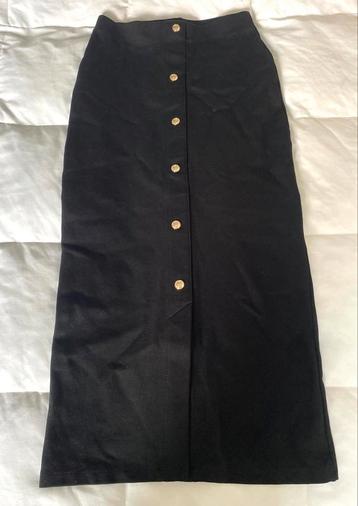 Zwarte midirok XS/34 beschikbaar voor biedingen
