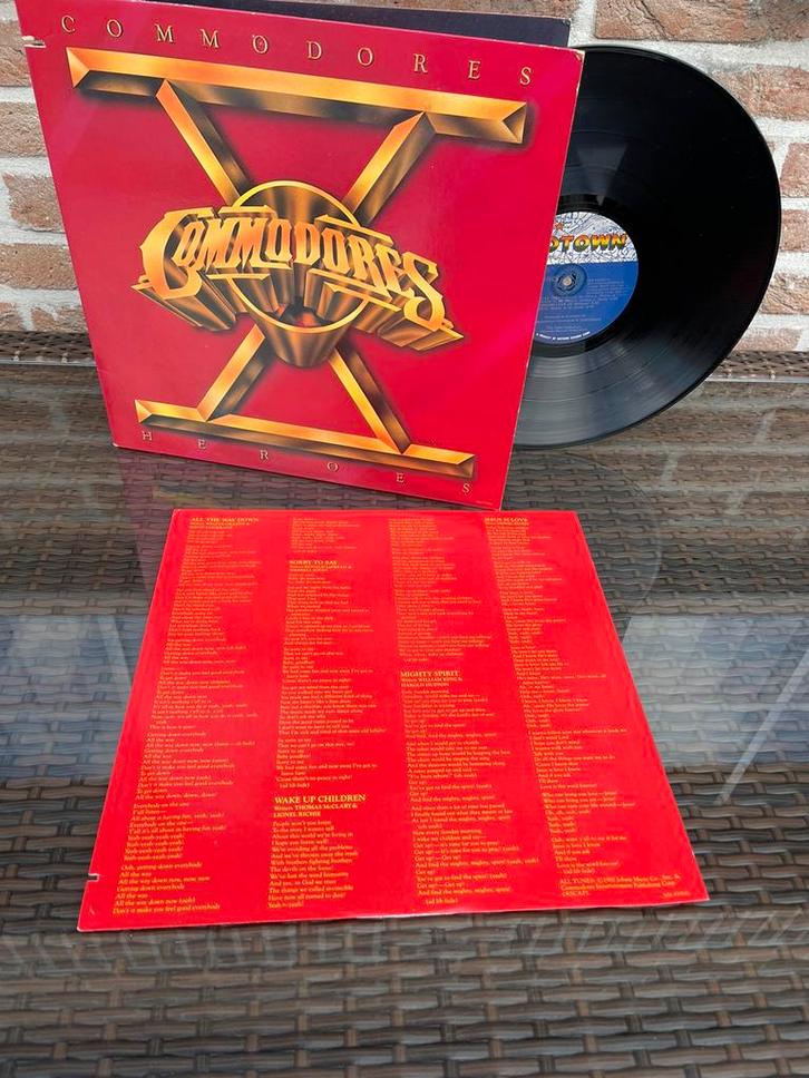 LP COMMODORES "Heroes", Cd's en Dvd's, Vinyl | R&B en Soul, Zo goed als nieuw, Soul of Nu Soul, 1980 tot 2000, 10 inch, Ophalen of Verzenden