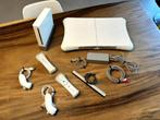 Wii met Wii fit board en controllers, Games en Spelcomputers, Games | Nintendo Wii, Ophalen, Zo goed als nieuw