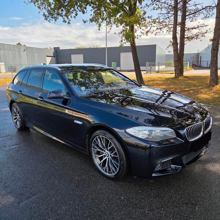 Bmw 535d xdrive, Autos, BMW, Particulier, Série 5, 4x4, Bluetooth, Feux de virage, Sièges chauffants, Attache-remorque, USB, Détection des panneaux routiers