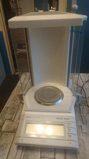 Balance de laboratoire Mettler Toledo AG245, Moins de 10 kg, Enlèvement ou Envoi, Plus fin que 1 gramme, Digital