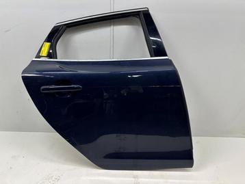Portier 4Deurs rechts-achter van een Volvo V40 (49800) beschikbaar voor biedingen