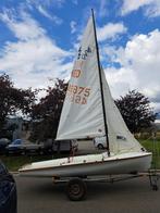 Zeilboot 420 met wegtrailer, Watersport en Boten, Open zeilboten, Ophalen, Geen motor, Gebruikt, Overige typen