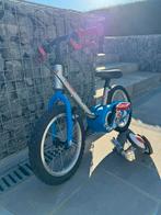 Vélo enfant débutant avec 2 roues stabilisatrices, Fietsen en Brommers, Fietsen | Kinderfietsjes, Ophalen, Gebruikt