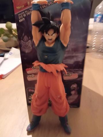Goku standbeeld Spirit ball beschikbaar voor biedingen
