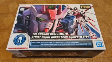 Gundam Base Limited Gundam Strike Rouge  beschikbaar voor biedingen