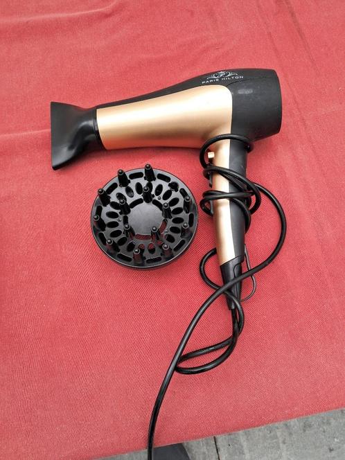 Fohn met hulpstukken goed werkend (NL+31), Handtassen en Accessoires, Uiterlijk | Haarverzorging, Gebruikt, Haardroger, Ophalen
