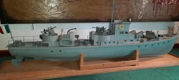 Magnifique maquette navire de guerre chasseur de sous-marin, Enlèvement, Neuf