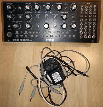 Moog Mother-32., Musique & Instruments, Synthétiseurs, Autres marques, Utilisé, Avec connexion MIDI, Enlèvement ou Envoi