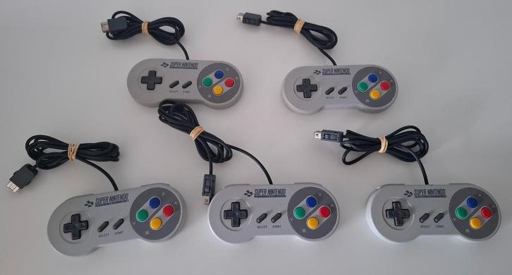 Originele SNES Mini controllers, Games en Spelcomputers, Spelcomputers | Nintendo Consoles | Accessoires, Zo goed als nieuw, Super NES