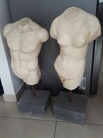 2 prachtige oude torso's in gekapte steen, Pierre, Homme, Enlèvement, Utilisé