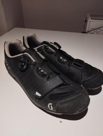 Boa Scott Comb taille 42, Enlèvement ou Envoi, Comme neuf, Chaussures, Scott