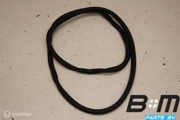 Portierrubber carrosseriezijde LA of RA VW Tiguan 5N beschikbaar voor biedingen