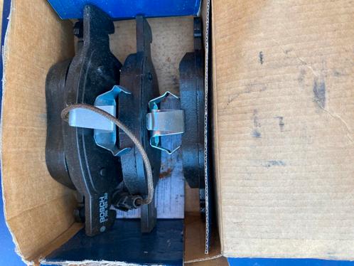 Remblokken: oa Fiat, Alfa Romeo, Lancia, met slijtagesensor, Auto-onderdelen, Remmen en Aandrijving, Alfa Romeo, Fiat, Lancia