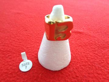 Grosse Bague fantaisie porte bonheur doré 13.Neuf beschikbaar voor biedingen