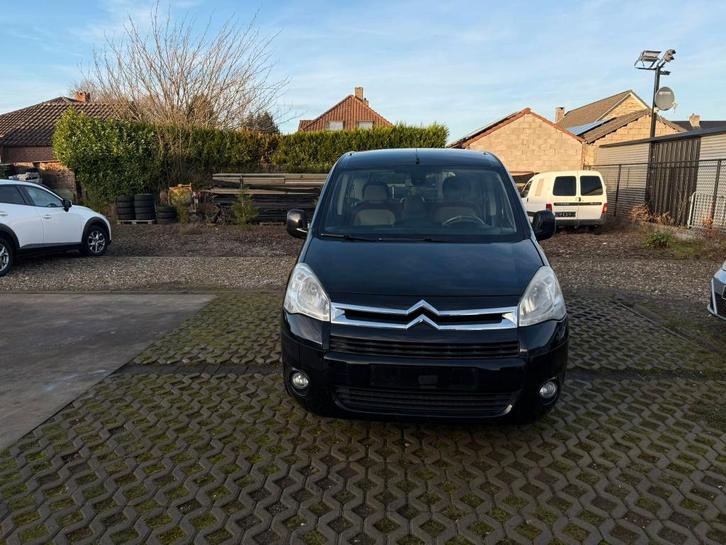 CITROEN BERLINGO DIESEL/2010/VOOR EXPORT OF HANDELAAR, Autos, Citroën, Entreprise, Achat, Berlingo, Diesel, Boîte manuelle, Noir