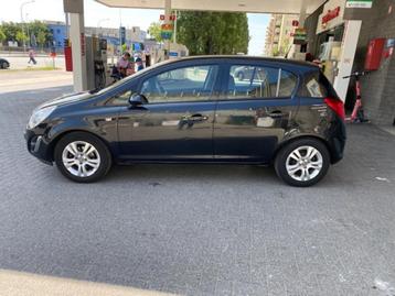 Opel Corsa, benzine km: 156000, 1.2 cc uit /2013 euro 5, 4 n beschikbaar voor biedingen